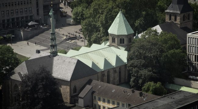 На площади Эссенского собора появится мемориал жертвам насилия в церкви