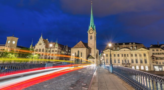 Церковь Цюриха запретила увольнять священнослужителей за их частную жизнь