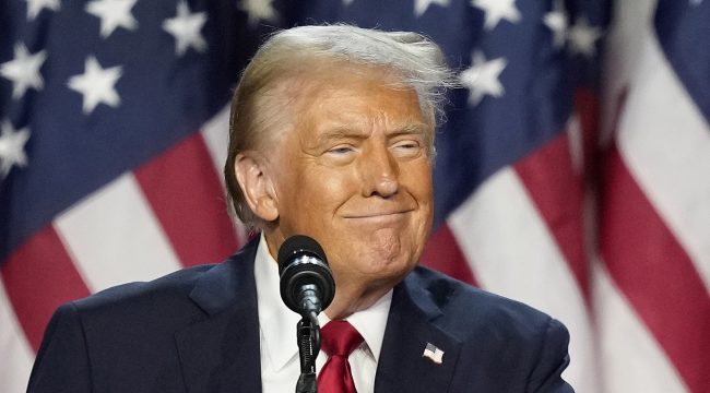 Трамп отметил Марию: героическая, доверчивая и смирённая