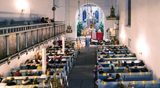 Каждый четвертый немец планирует посетить церковь на Рождество