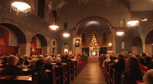 Церкви были переполнены: более 5 миллионов человек посетили рождественские службы в Германии