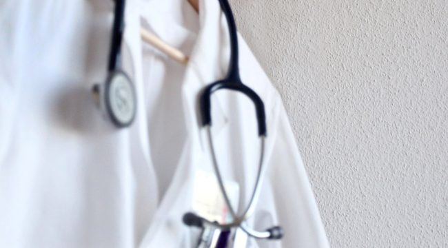 Предложение о введении платы за визит к врачу вызвало волну критики в Германии