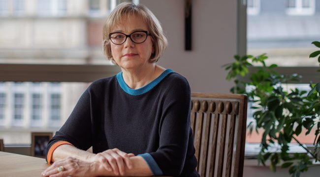 После отчета правительства: Caritas требует усилить помощь детям из бедных семей