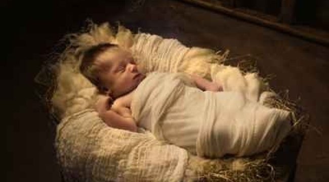 Пять библейских стихов, раскрывающих смысл Рождества: Бог, который становится ближе к человечеству