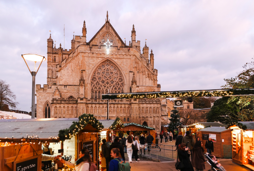 Рождественское настроение охватывает соборы и церкви Великобритании