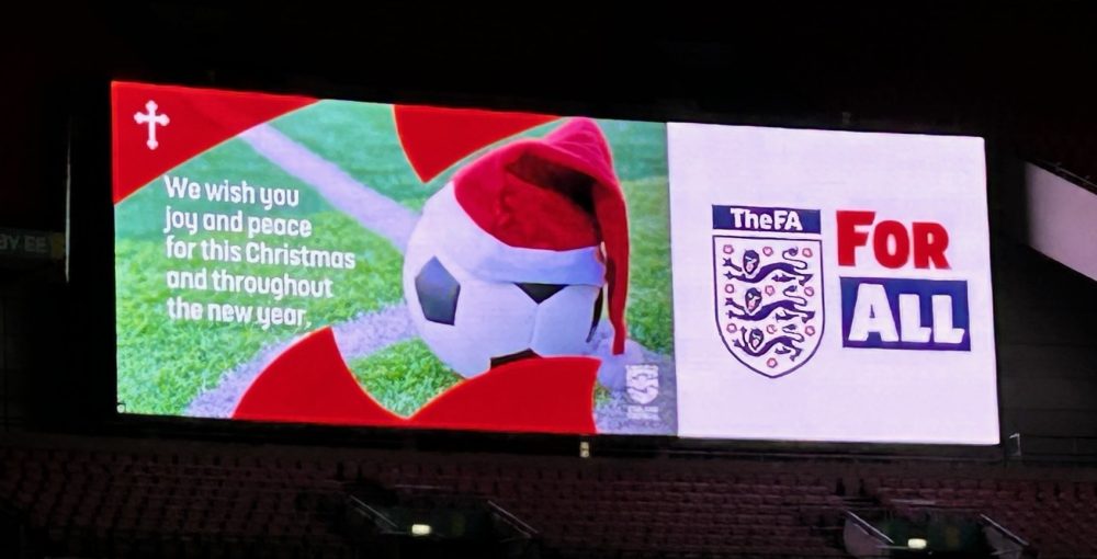 Вера и футбол: христиане собрались на «Уэмбли» для празднования «игры миллионов»