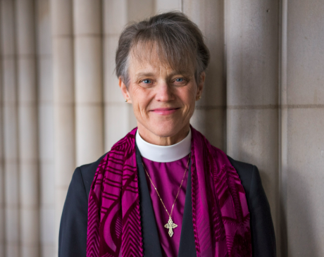 Спорный американский епископ, бросивший вызов Трампу, выступит с рождественским обращением на BBC