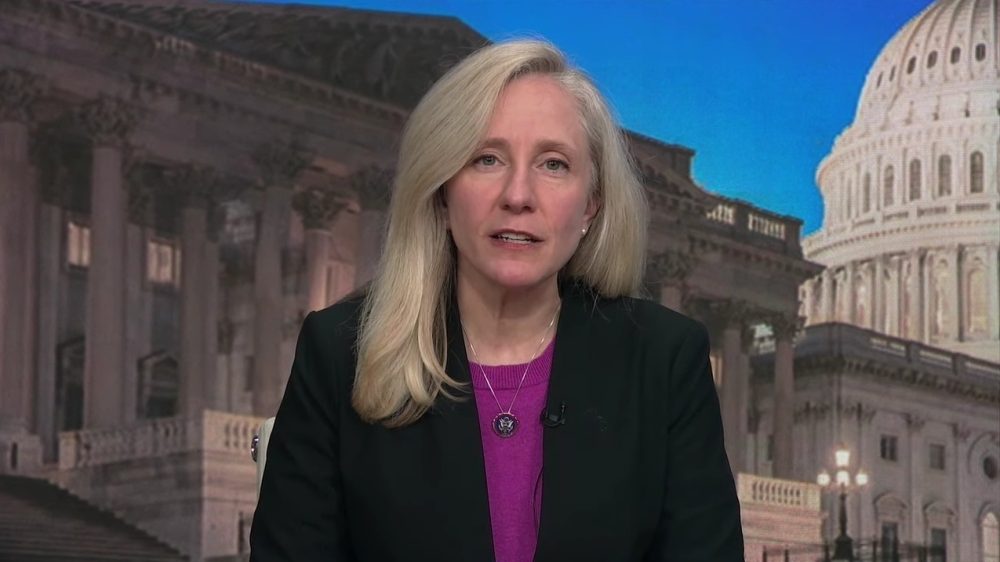 Новый губернатор Вирджинии назначил на пост безопасности агента ФБР, связанного со скандальной памяткой о «радикальных» католиках