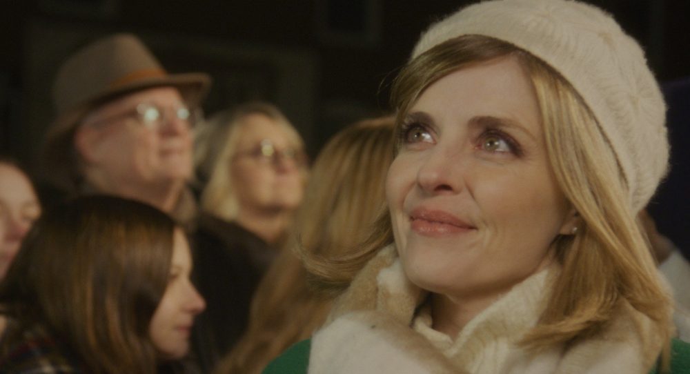 Христианская актриса обошла книги по Нью-Эйдж с девизом «Люди ищут истину»