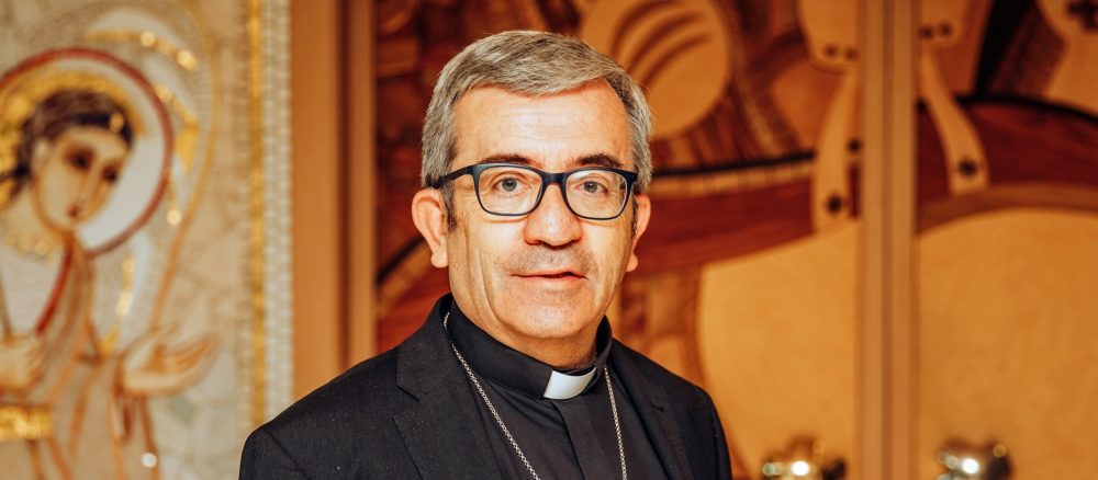 Открытый конфликт: испанские епископы и правительство вступили в острую полемику