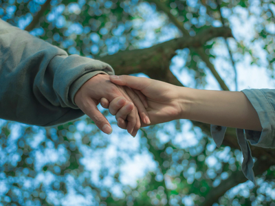 Пять библейских стихов, которые вдохновляют на милосердие и наполняют Рождество истинным смыслом