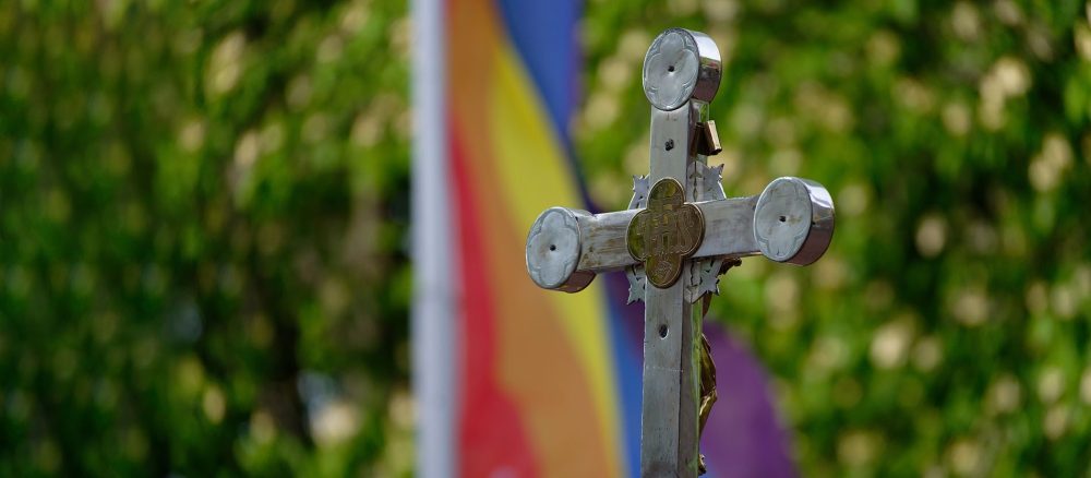 Швейцарские теологи обвиняют епископов в злоупотреблении властью из-за требований к личной жизни священнослужителей