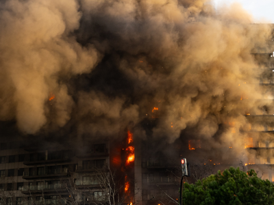 Гонконг: церкви оказывают помощь после смертельного пожара в жилом комплексе