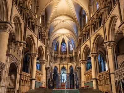 Будущую главу англиканской церкви обвиняют в сокрытии дела об агрессии