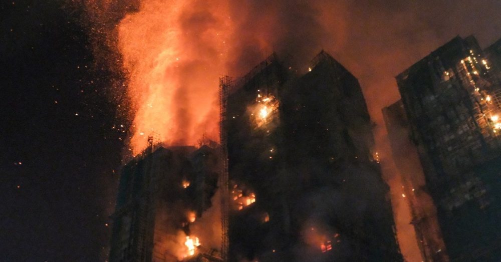 После смертоносного пожара в Гонконге церковь объединилась, чтобы помочь 60 прихожанам, оставшимся без крова