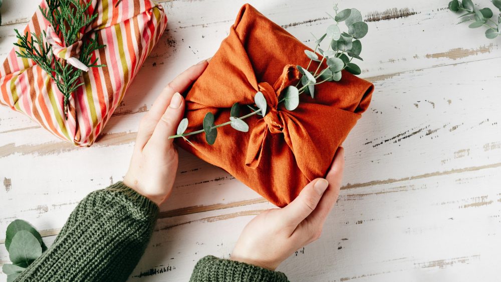 Экологичное Рождество: как сократить горы мусора и сэкономить энергию