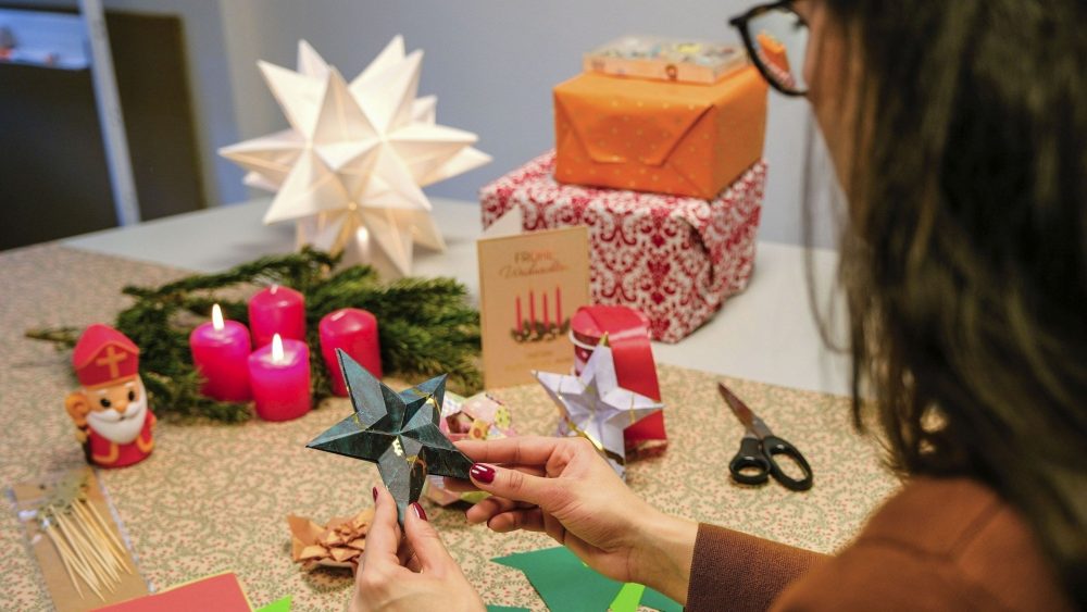 Новогоднее творчество: как создавать поделки своими руками и получать от этого удовольствие