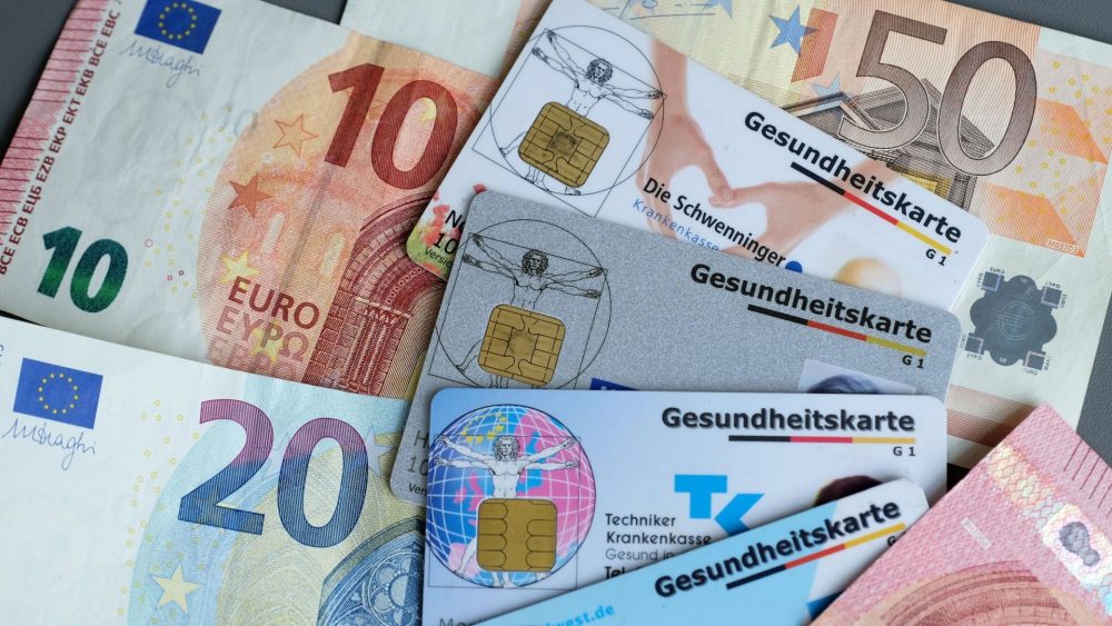 С нового года подорожает медицинская страховка: дополнительные взносы растут