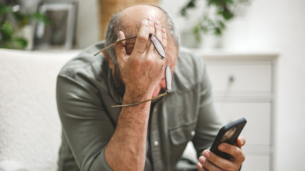 Праздничное одиночество: почему в дни торжеств душевные раны обнажаются сильнее