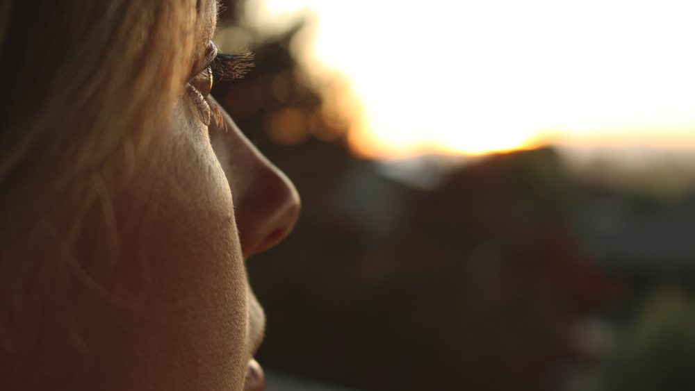 Новогодние послания: взгляд в 2026 год с надеждой на обновление