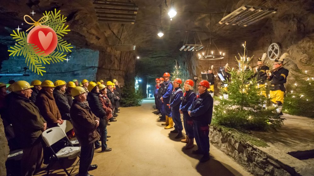 Шахтёры встречают свет Рождества: в Рудных горах проходит праздничная Меттеншихт