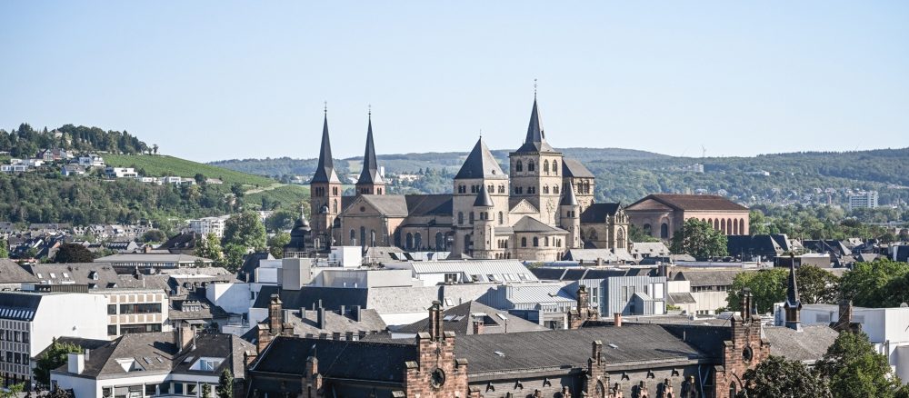 Трирская епархия усиливает контроль над финансами приходов после скандала с растратой