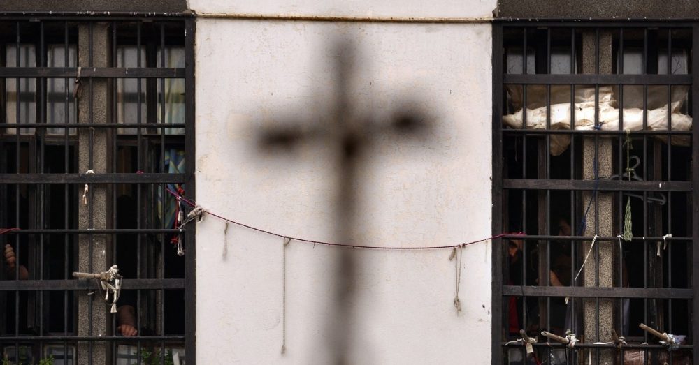 Священник и социальный работник: как в ливанской тюрьме выводят джихадистов из-под влияния экстремизма