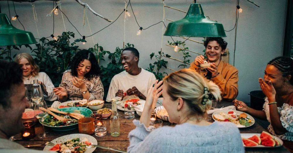 Вернуть вере правдоподобие: как церкви говорить с миром в эпоху глубокого секуляризма