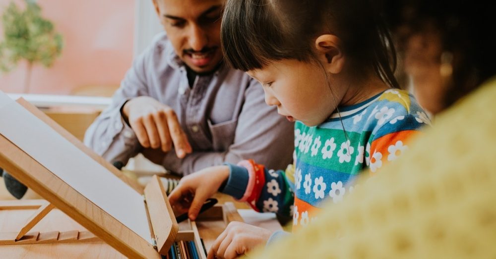 Указ Трампа поддержал христианские семьи в вопросах усыновления и опеки над детьми