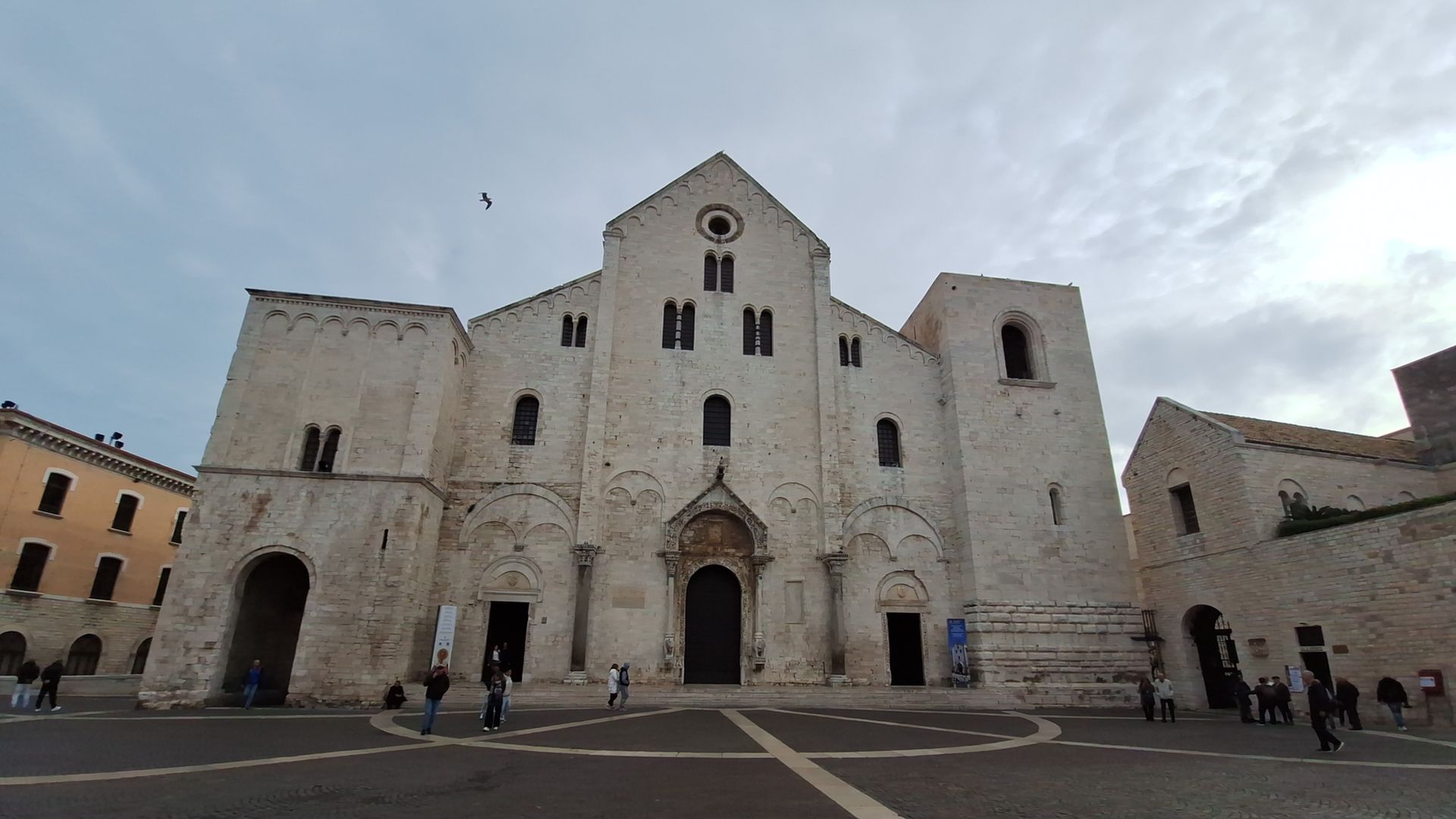 «Невольное» путешествие святого Николая через море: как мощи святителя оказались в итальянском Бари