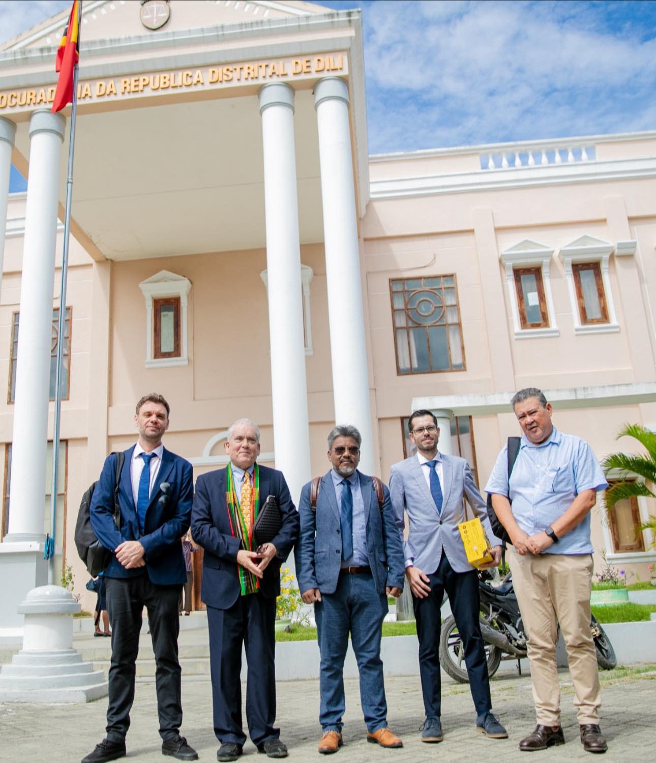 Правозащитники народа чин подали в суд на хунту Мьянмы за убийства и изнасилования