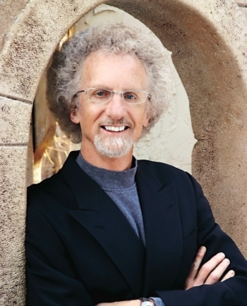 Филип Янси признался в многолетней внебрачной связи и уходит со служения, чтобы спасти брак