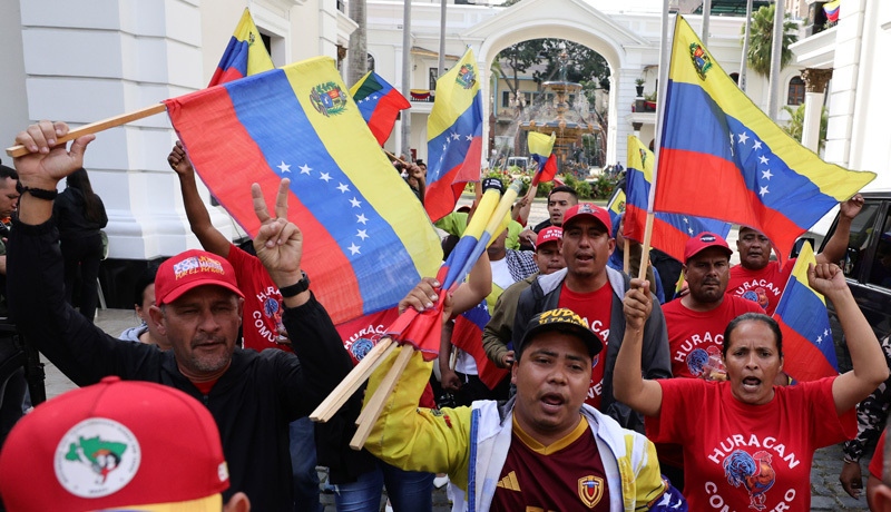 Венесуэла: все комментируют, но кто спросил самих венесуэльцев?