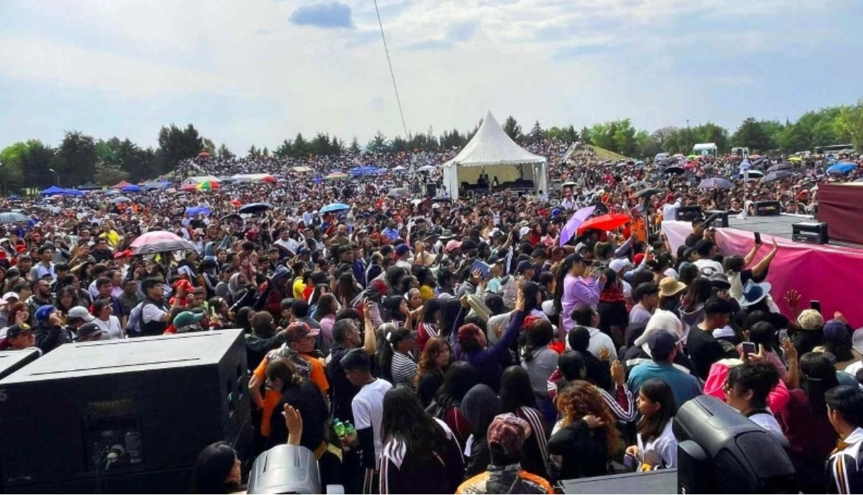 Ник Вуйчич и Redimi2 выступили на фестивале UNIFEST в Мексике, пропагандируя веру и семейные ценности