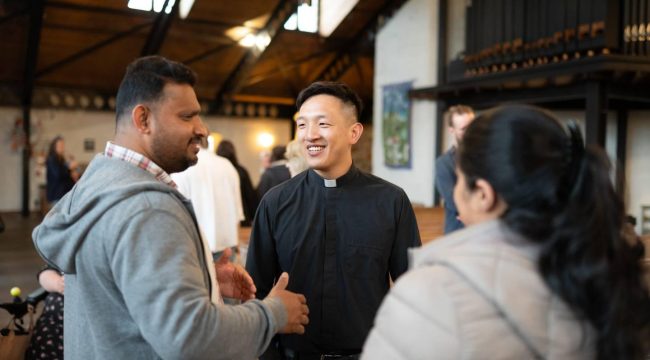 Церковь Англии выделяет 22 миллиона фунтов на поддержку приходов в трех епархиях