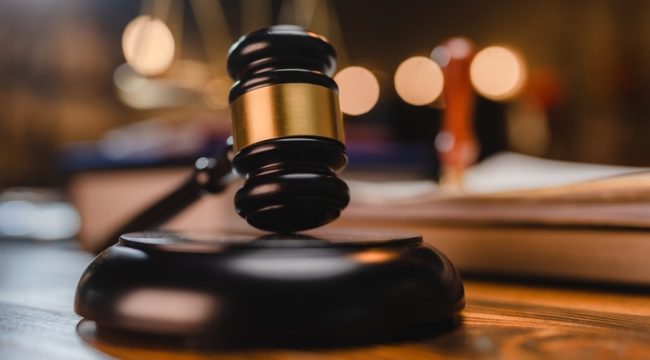 Греческие атеисты пытаются убрать религиозные символы из судебных залов