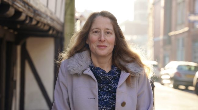 Изабель Вон-Спрюс предстанет перед судом за молчаливую молитву в зоне абортов