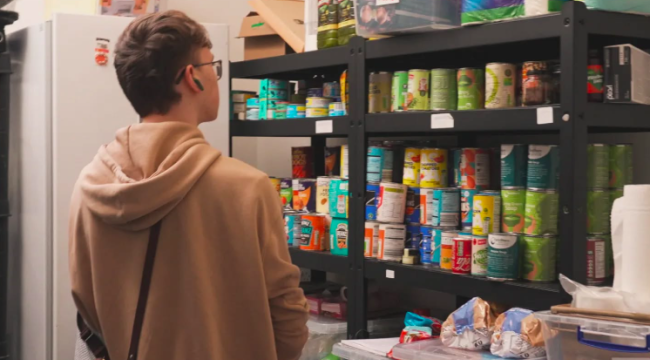 Местная церковь без лишнего шума поддерживает уязвимых