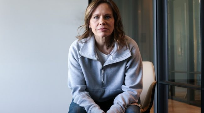 Чемпионка по гимнастике против звездной рекламы: «В спорте соревнуются тела, а не идентичности»