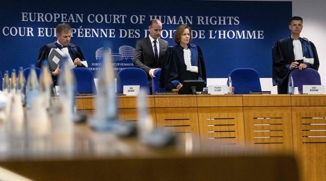 Судьбу религиозных символов в госучреждениях решит Европейский суд по правам человека