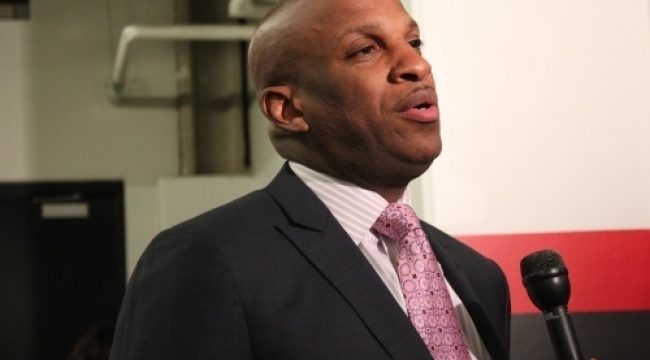 Донни МаКлакин: «Я молюсь за человека, который обвинил меня в изнасиловании и сексуальном насилии»