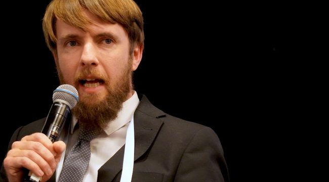 Христианского преподавателя уволили за евангельские взгляды — он обжалует решение оDismissal