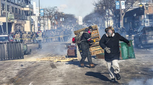 Вооруженный мужчина смертельно ранен агентом ICE в Миннеаполисе