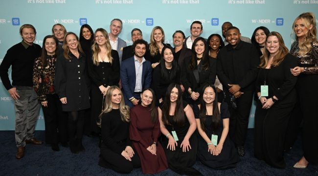 Актеры сериала «Это не так» обсуждают надежду, горе и пасторскую одиночество