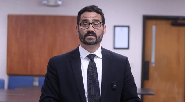 Консервативная деноминация исключила пастора за поддержку кинизма и белого превосходства