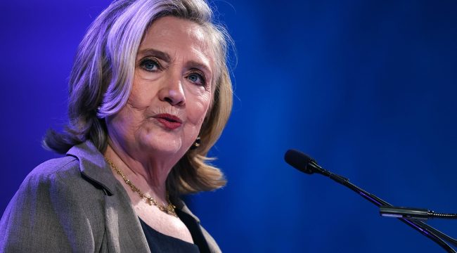 Хиллари Клинтон сравнила Трампа с Нероном и раскритиковала Дугласа Уилсона как 'христианского националиста'