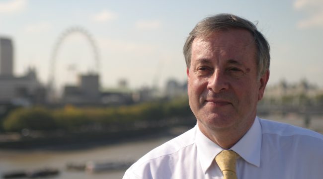 Алистер Макграт исследует диалог науки и религии в творческом воображении Клайва Стейплза Льюиса