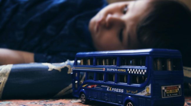 Христианская благотворительность призывает церкви к действию после шокирующего отчёта о незаконном жилье для сотен детей под опекой