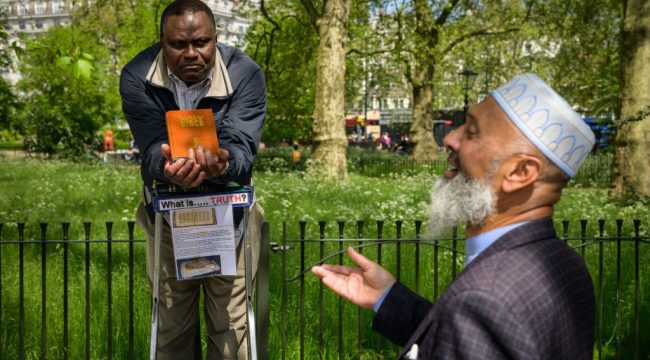 В Штутгарте обсудят диалог с мусульманами: лидер призывает церковь быть готовой дать ответ