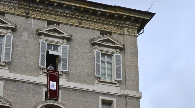 Папа Лев XIV: Подлинное поклонение Богу невозможно без заботы о человеке